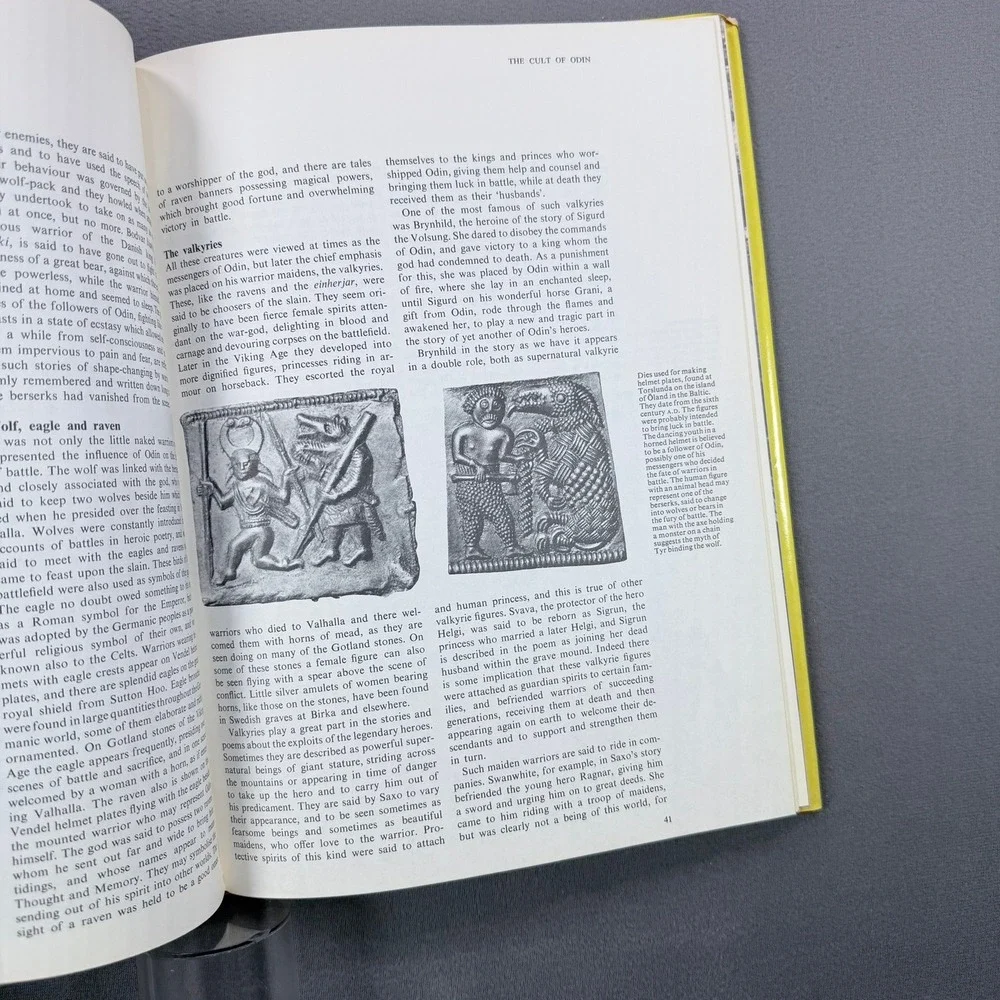 H.R. Ellis Davidson Scandinavian Mythology Hardcover 1969 1st Ed Norse History